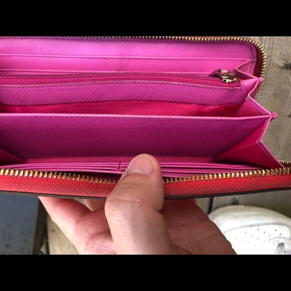 RED MCM Wallet With Removable Strap - Picture 6 of 16